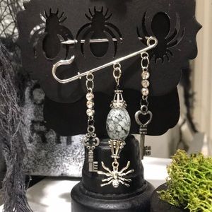 Spider’s Lair Brooch